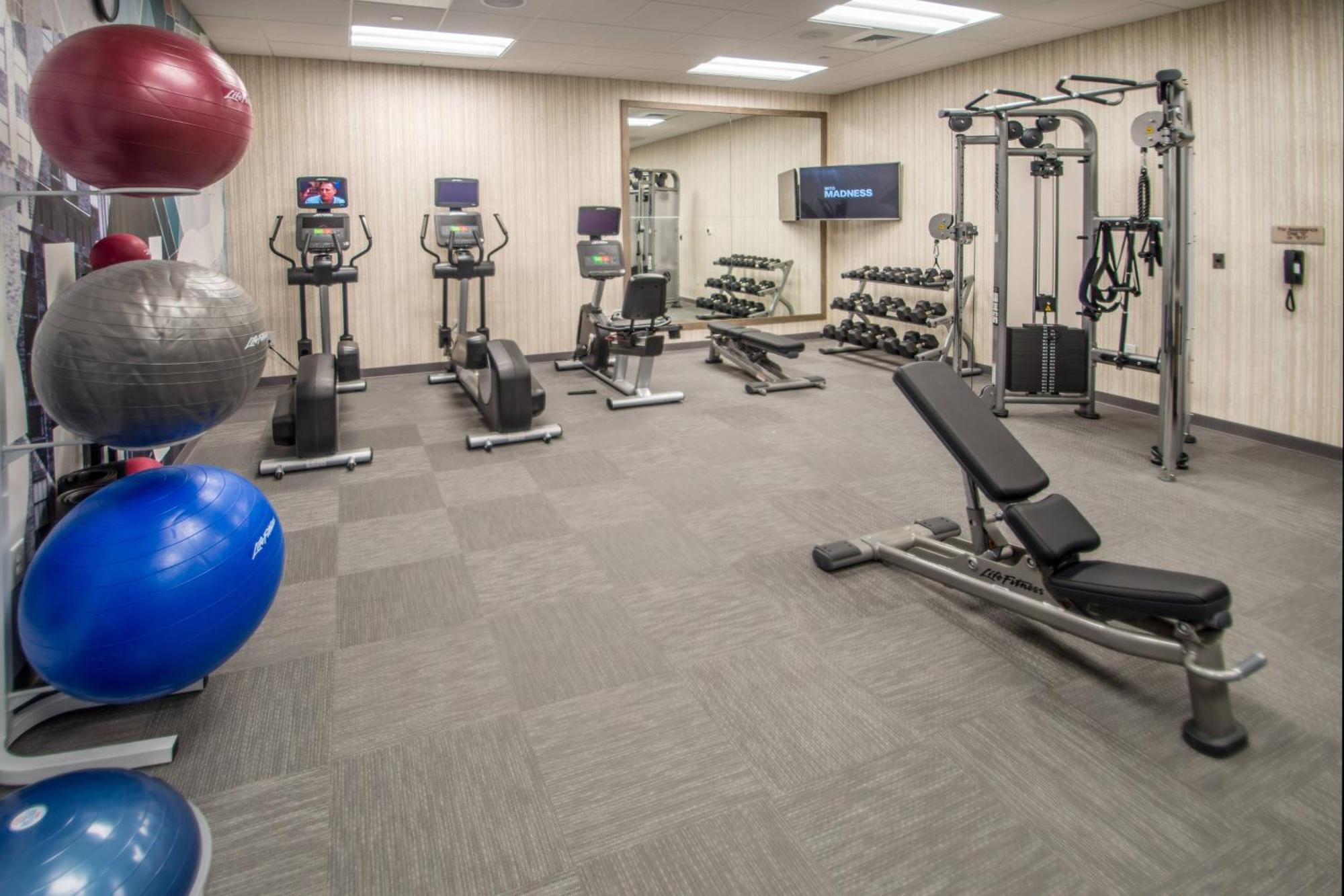 Springhill Suites By Marriott Fayetteville Fort Liberty Екстериор снимка